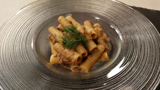 Tortiglioni al sugo di lenticchie e erbe Tortiglioni al sugo di lenticchie e erbe