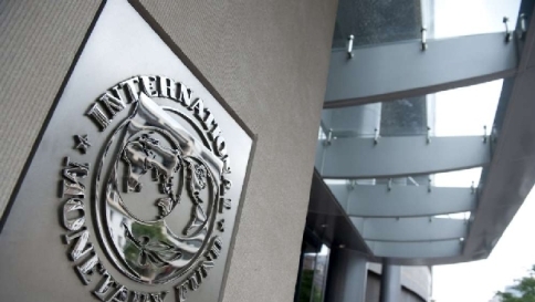 Pil, altra batosta: l'Fmi taglia le stime
Promosso il Jobs Act: "Spirito giusto" Pil, altra batosta: l'Fmi taglia le stime
Promosso il Jobs Act: "Spirito giusto"