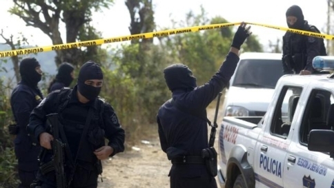 El Salvador, nuovo record di omicidi:
secondo nella classifica mondiale El Salvador, nuovo record di omicidi:
secondo nella classifica mondiale