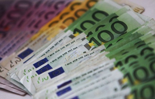 Corruzione: una zavorra per la crescita economica del Paese Corruzione: una zavorra per la crescita economica del Paese
