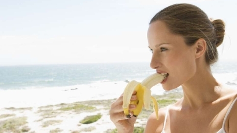 Un alleato contro la depressione:
mangiare banane fa bene all'umore Un alleato contro la depressione:
mangiare banane fa bene all'umore