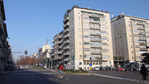 Milano, Movimento 5 Stelle: buco da 204 mln negli affitti del Comune Milano, Movimento 5 Stelle: buco da 204 mln negli affitti del Comune