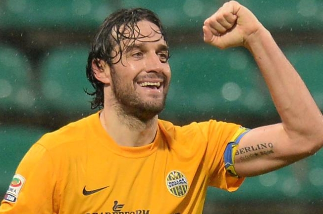 Luca Toni: "Auguri alla nostra Italia" Luca Toni: "Auguri alla nostra Italia"