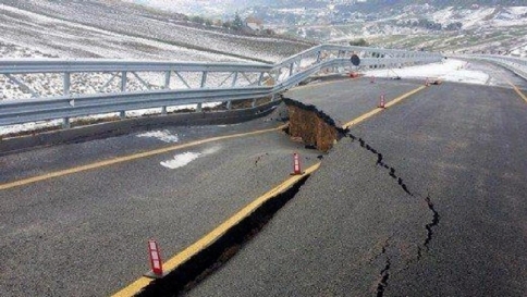 Crolla, viadotto sulla Palermo-Agrigento inaugurato a Natale