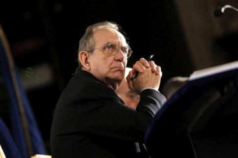 Padoan: "La recessione in Italia c'è, ma scomparirà nel 2015" Padoan: "La recessione in Italia c'è, ma scomparirà nel 2015"