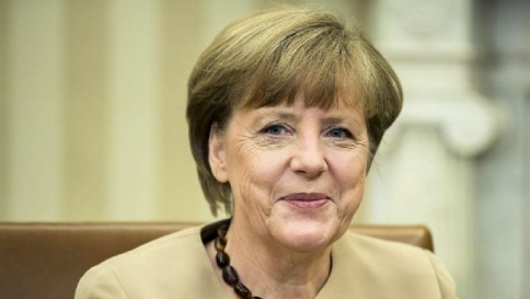 Ue, Merkel: "Non c'è nessun bisogno di cambiare il patto di stabilità" Ue, Merkel: "Non c'è nessun bisogno di cambiare il patto di stabilità"