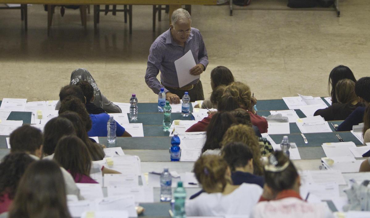 Al botteghino dei Test Medicina le università incassano 3 milioni di euro Al botteghino dei Test Medicina le università incassano 3 milioni di euro