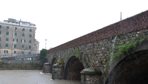 Maltempo in Liguria e Toscana, trovati i corpi dei due coniugi dispersi a Leivi Maltempo in Liguria e Toscana, trovati i corpi dei due coniugi dispersi a Leivi