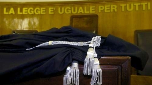Treviso, affitto in ritardo: "La padrona di casa ha ucciso i nostri tre cani" Treviso, affitto in ritardo: "La padrona di casa ha ucciso i nostri tre cani"
