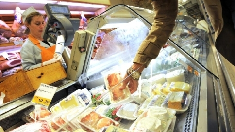 Consumi al palo, Confcommercio: "11 anni per tornare ai livelli pre crisi" Consumi al palo, Confcommercio: "11 anni per tornare ai livelli pre crisi"