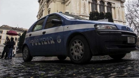 'Ndrangheta, blitz polizia-Fbi tra l'Italia e gli Usa: numerosi arresti 'Ndrangheta, blitz polizia-Fbi tra l'Italia e gli Usa: numerosi arresti