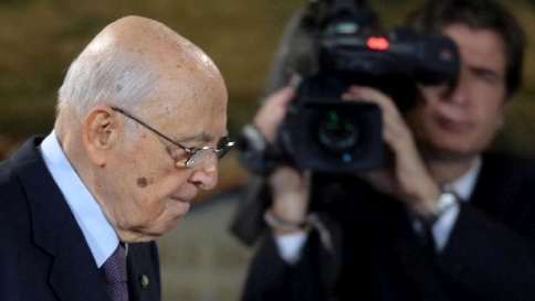 Il M5S "occupa" le Commissioni
Napolitano, impeachment depositato Il M5S "occupa" le Commissioni
Napolitano, impeachment depositato