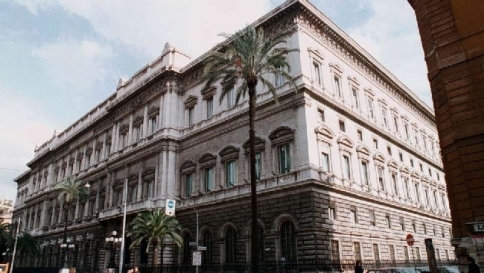 Bankitalia: il debito pubblico tocca il nuovo record di 2.146 miliardi Bankitalia: il debito pubblico tocca il nuovo record di 2.146 miliardi