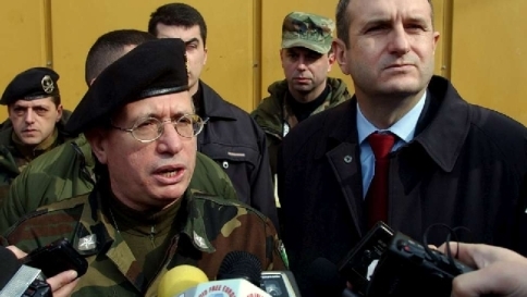 "In Libia si combatterebbe davvero: 50mila uomini e 50 morti in 7 giorni" "In Libia si combatterebbe davvero: 50mila uomini e 50 morti in 7 giorni"