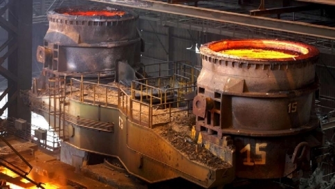Ilva, si ferma anche l'altoforno 5
Oltre 4mila lavoratori in solidarietà Ilva, si ferma anche l'altoforno 5
Oltre 4mila lavoratori in solidarietà