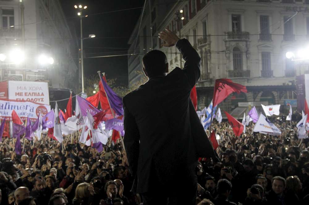 Il piano di Syriza: rinegoziazione del debito e aiuti per i più poveri Il piano di Syriza: rinegoziazione del debito e aiuti per i più poveri