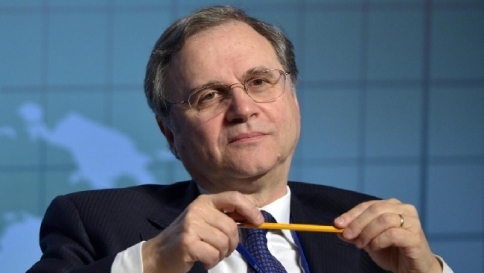 Visco: "Troppi errori sulla crisi
trascurata l'economia reale" Visco: "Troppi errori sulla crisi
trascurata l'economia reale"