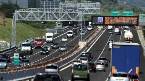 Il 2015, anno avaro di festività:
i possibili "ponti" sono solo due Il 2015, anno avaro di festività:
i possibili "ponti" sono solo due