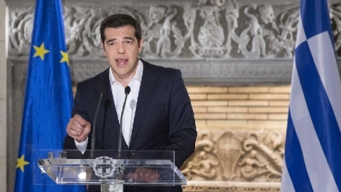 Referendum Grecia, "No" oltre il 61%
Tsipras:"Ora trattiamo",festa in piazza
