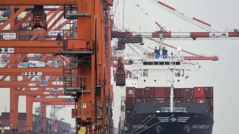 L'allarme Istat: "Stipendi, mai così male dal 1982: saliti solo dell'1,3%" L'allarme Istat: "Stipendi, mai così male dal 1982: saliti solo dell'1,3%"