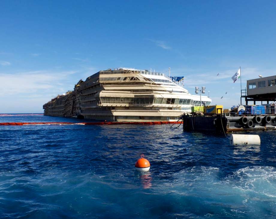 Concordia, le immagini inedite della P.Civile Concordia, le immagini inedite della P.Civile