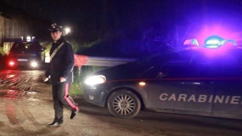 Pordenone, due cadaveri in auto Si pensa a un omicidio-suicidio Pordenone, due cadaveri in auto Si pensa a un omicidio-suicidio