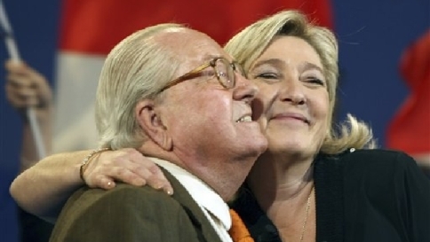 Francia, sondaggio: il Front National della Le Pen in testa alle Europee 2014 Francia, sondaggio: il Front National della Le Pen in testa alle Europee 2014