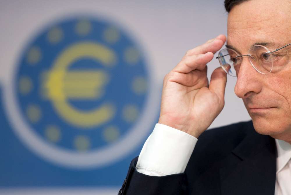 Crisi, Eurozona in deflazione: come agirà la Bce? Crisi, Eurozona in deflazione: come agirà la Bce?