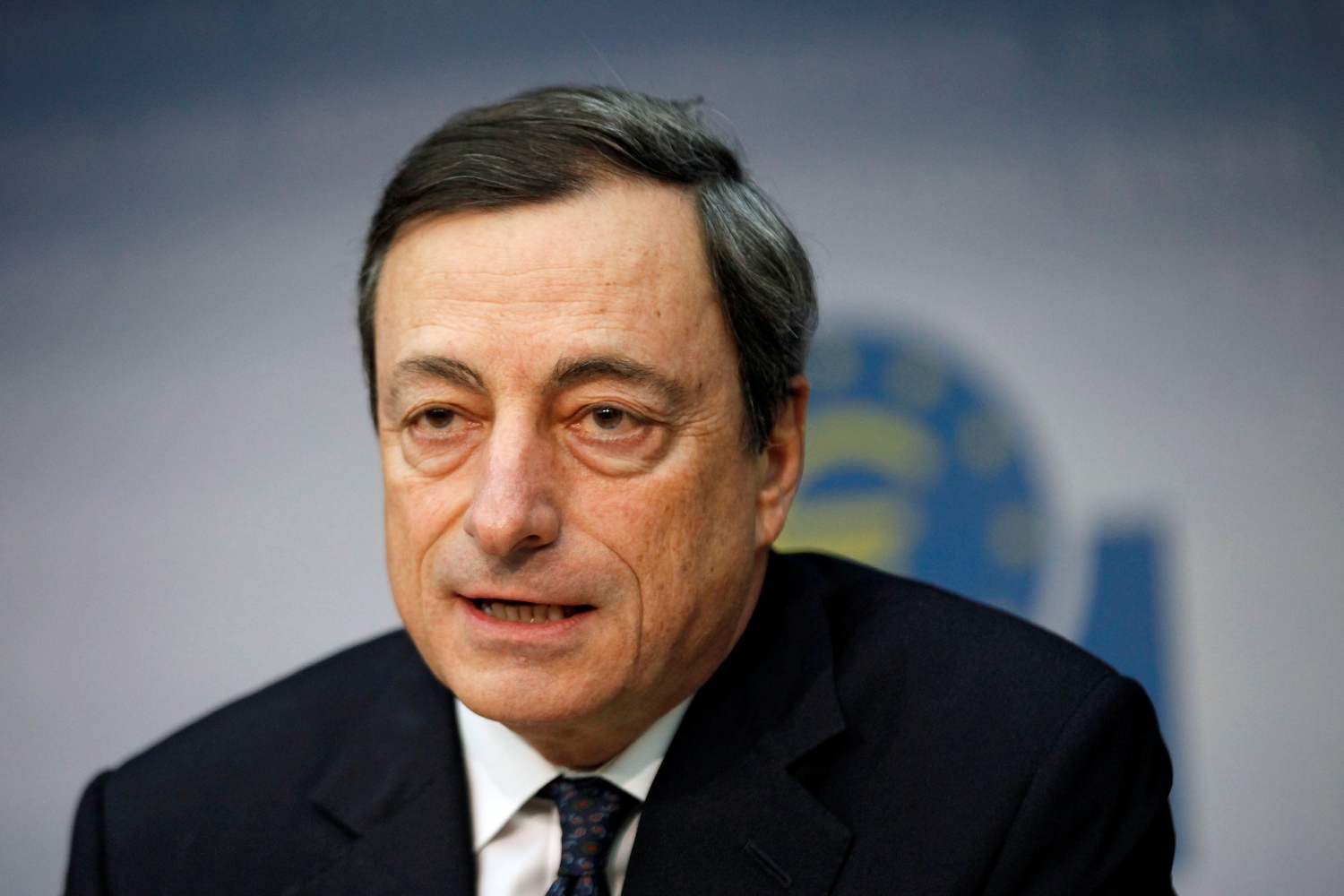 Obiettivo crescita: oltre al quantitative easing servono le riforme Obiettivo crescita: oltre al quantitative easing servono le riforme