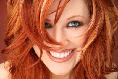 Capelli in bellezza e in salute: anche per loro usa la testa Capelli in bellezza e in salute: anche per loro usa la testa