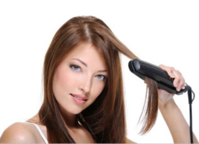 Capelli: gli errori da evitare quando usi la piastra Capelli: gli errori da evitare quando usi la piastra