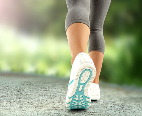 Camminare come terapia anti età Camminare come terapia anti età
