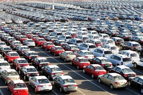 Nel 2014 mercato delle auto in ripresa dopo sei anni di crisi Nel 2014 mercato delle auto in ripresa dopo sei anni di crisi