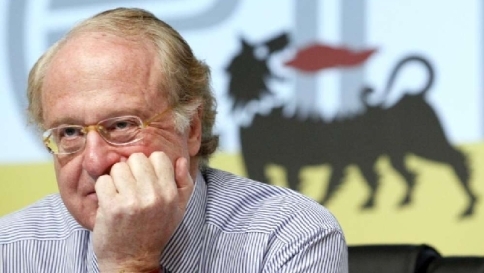 Libia, Paolo Scaroni: "Gasdotto Eni sotto attacco, verso stop export" Libia, Paolo Scaroni: "Gasdotto Eni sotto attacco, verso stop export"