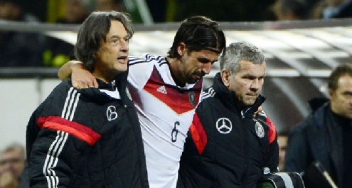 Germania: grave infortunio per Khedira. Sei mesi di stop Germania: grave infortunio per Khedira. Sei mesi di stop