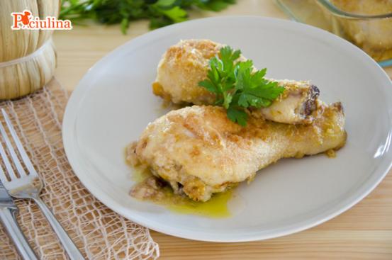 Cosce di pollo impanate ai crackers Cosce di pollo impanate ai crackers