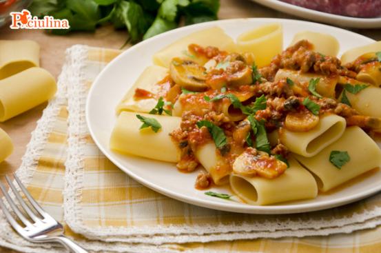 Paccheri alla boscaiola Paccheri alla boscaiola