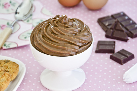 Crema pasticcera al cioccolato Crema pasticcera al cioccolato