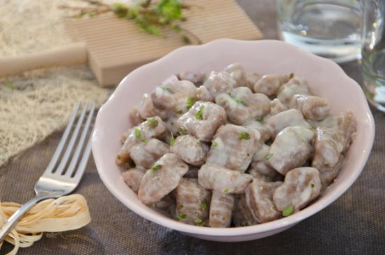 Gnocchi di castagne al gorgonzola Gnocchi di castagne al gorgonzola