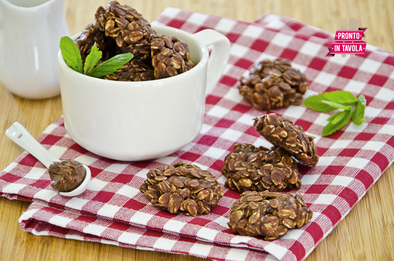 Biscotti alla Nutella e avena Biscotti alla Nutella e avena