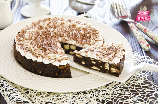 Torta di biscotti senza cottura Torta di biscotti senza cottura