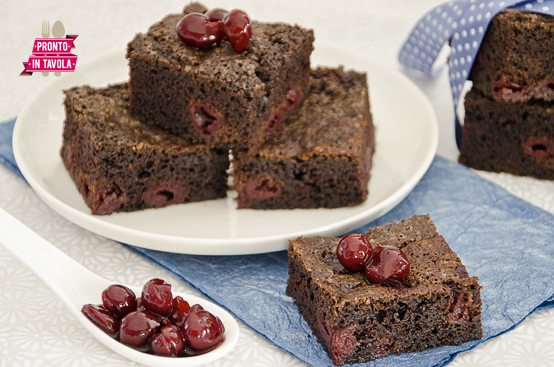Brownies alle amarene Brownies alle amarene