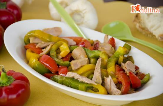 Insalata di tonno e peperoni Insalata di tonno e peperoni