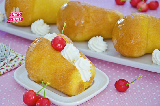 Babà al rum Babà al rum