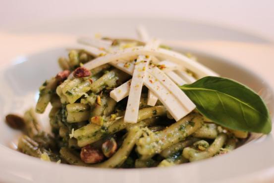 Trofie di Kamut al pesto di basilico con ricotta Trofie di Kamut al pesto di basilico con ricotta