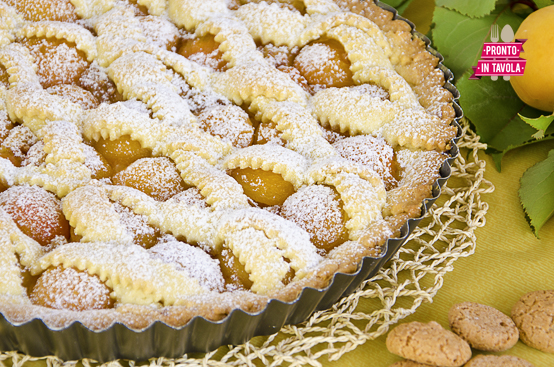 Crostata di albicocche e amaretti Crostata di albicocche e amaretti