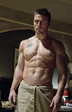 Stephen Amell: "Voglio fare il cattivo" Stephen Amell: "Voglio fare il cattivo"