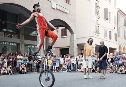 A Milano "Open Street", Vetrina Internazionale dell'Arte di Strada
A Milano "Open Street", Vetrina Internazionale dell'Arte di Strada