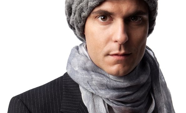 Niccolò Agliardi non ha finito e ci riprova con il quarto album Niccolò Agliardi non ha finito e ci riprova con il quarto album