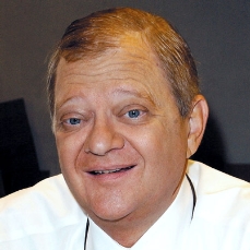 Addio allo scrittore Tom Clancy,il padre di Caccia a Ottobre Rosso Addio allo scrittore Tom Clancy,il padre di Caccia a Ottobre Rosso